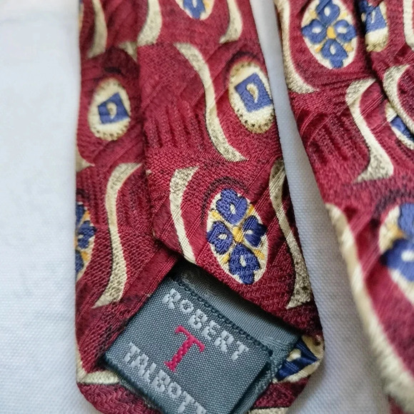 Robert Talbott Best of Class Necktie Tie Silk Hand Sewn Made in the USA Maroon - Picture 3 of 10